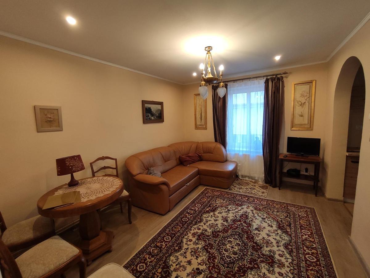 Apartmán Dom Pod Zegarem Přemyšl Exteriér fotografie